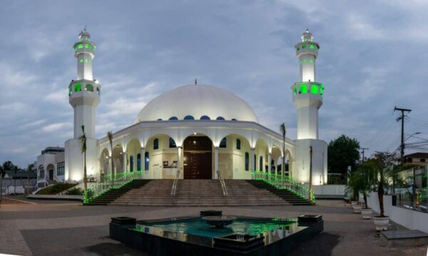 Ingresso: Mesquita Omar Ibn Al-Khattab